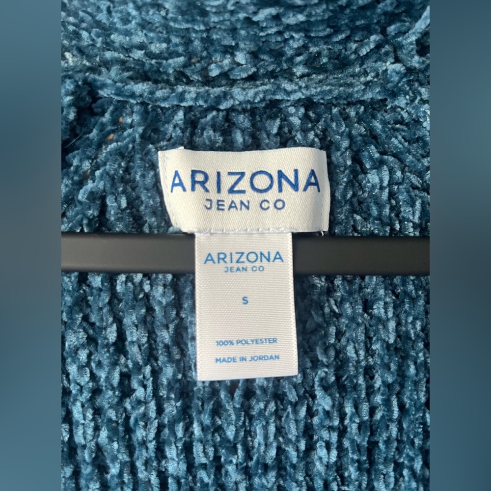 Arizona Cardigan - Picture 2 of 3